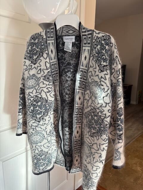 Vintage Angora Lambs Wool Acrylic Cardigan Sweater Elaborate Design M Soft Warm
