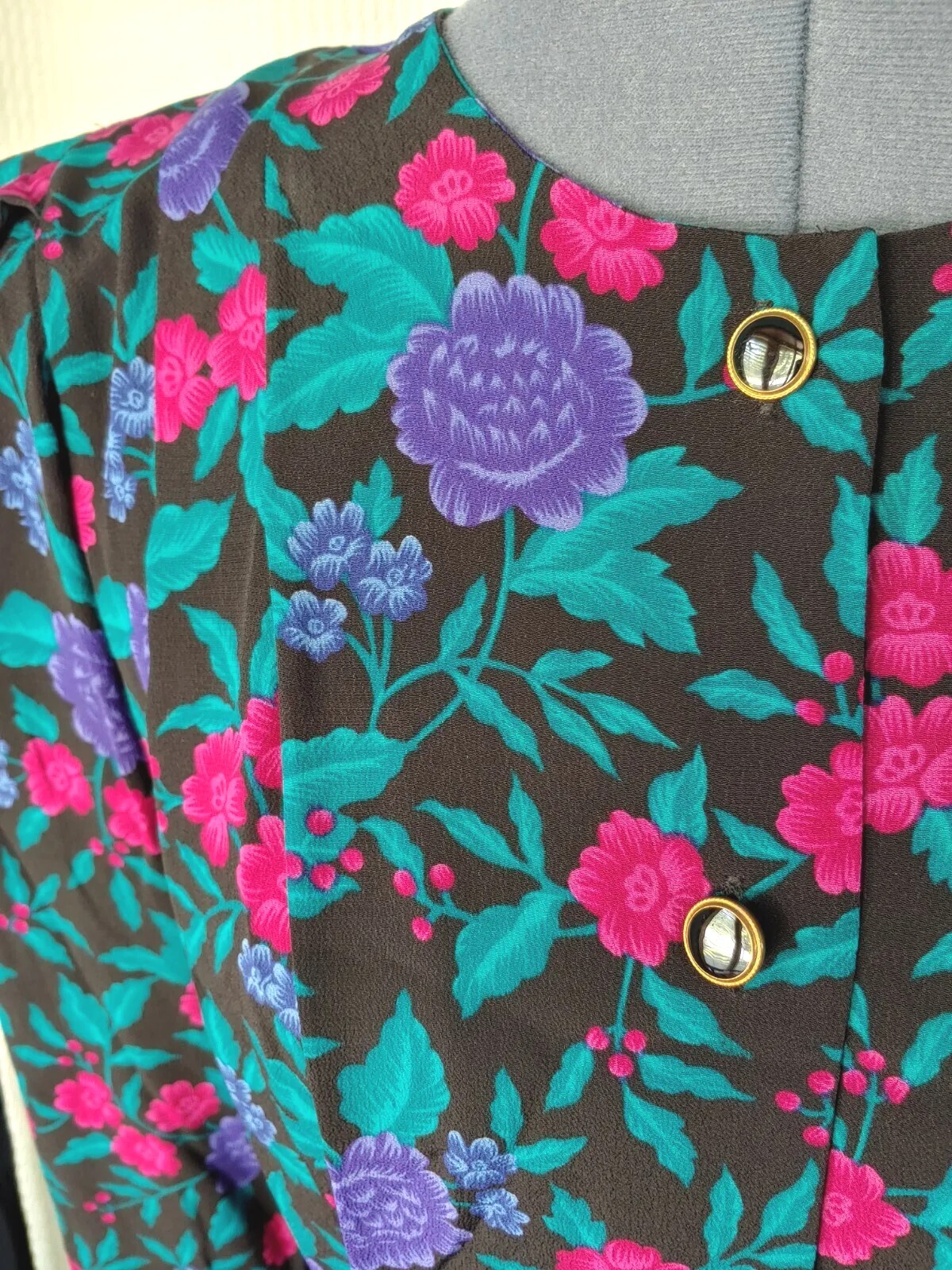Vintage Andrew Harvey Fitted Black Dress with Pink/Purple/Teal Florals Size 8