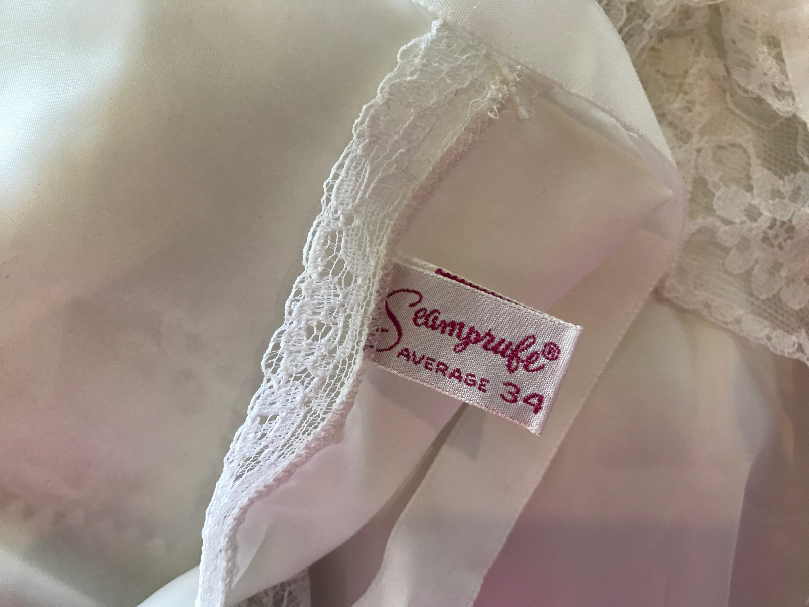 NOS NWT True Vintage Seamprufe Full Slip White Paper Tag 34