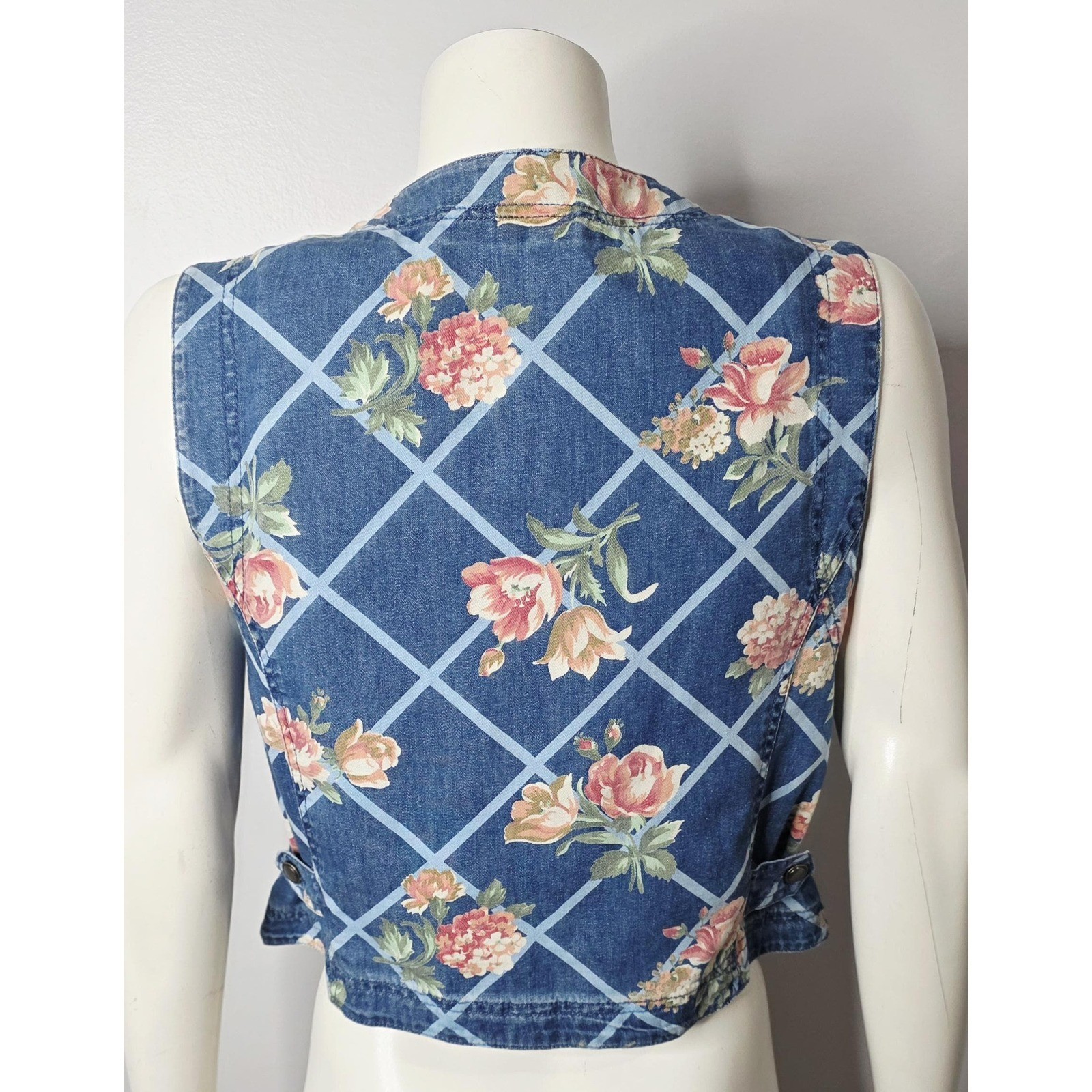 Vintage 1990s Cottagecore Denim Vest by Liz Claiborne (Lizwear)