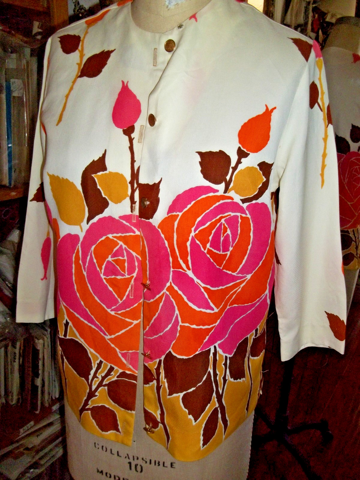 Vintage Jacket / top Lightweight Aladdin 50’s 1960’s Bold Flowers Rose Bud S