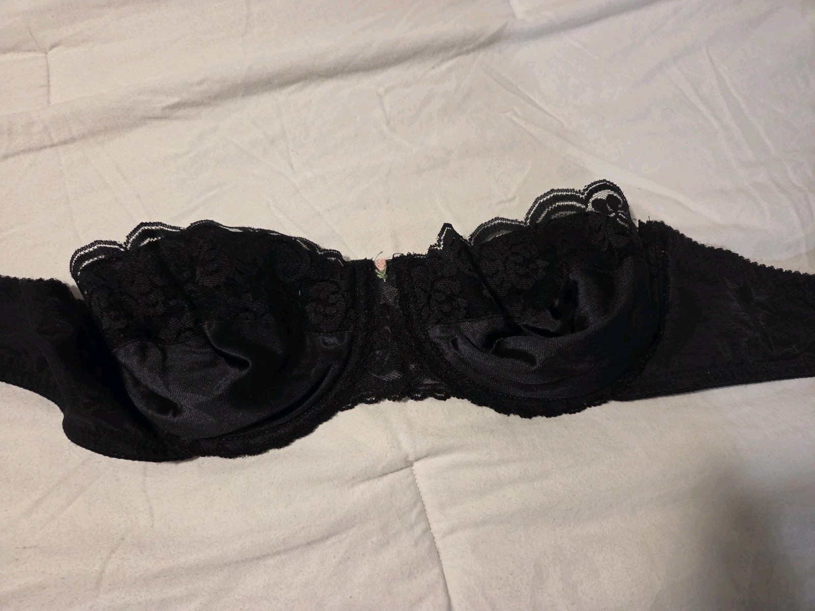 VTG Black CHANTILLY Maidenform strapless bra with lace details 34d