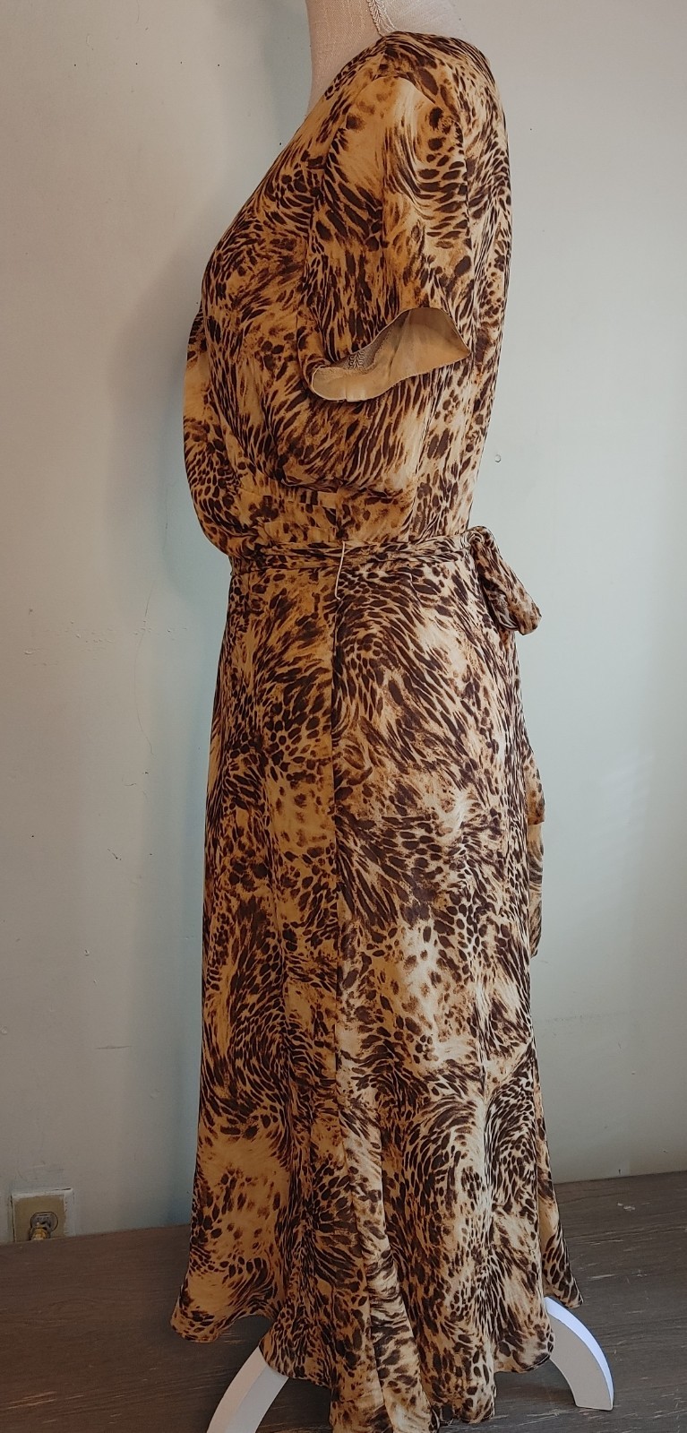 Vintage 90’s Spenser Jeremy 100% Silk Midi Wrap Dress sz 12 Animal Leopard Tiger