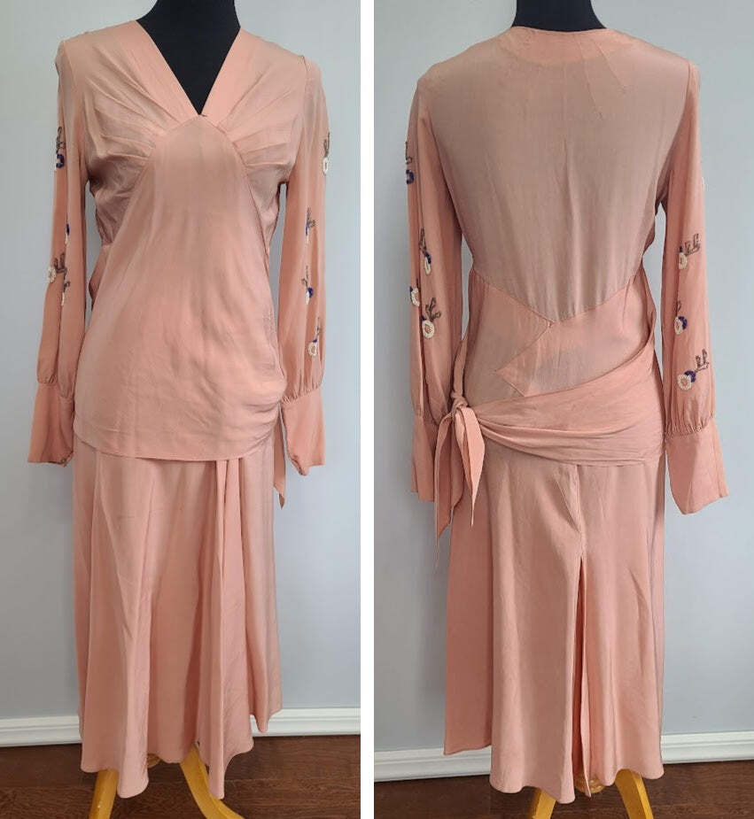 Vintage 1940s Pink Dress Beading on Sleeves Interesting Construction Adjustable