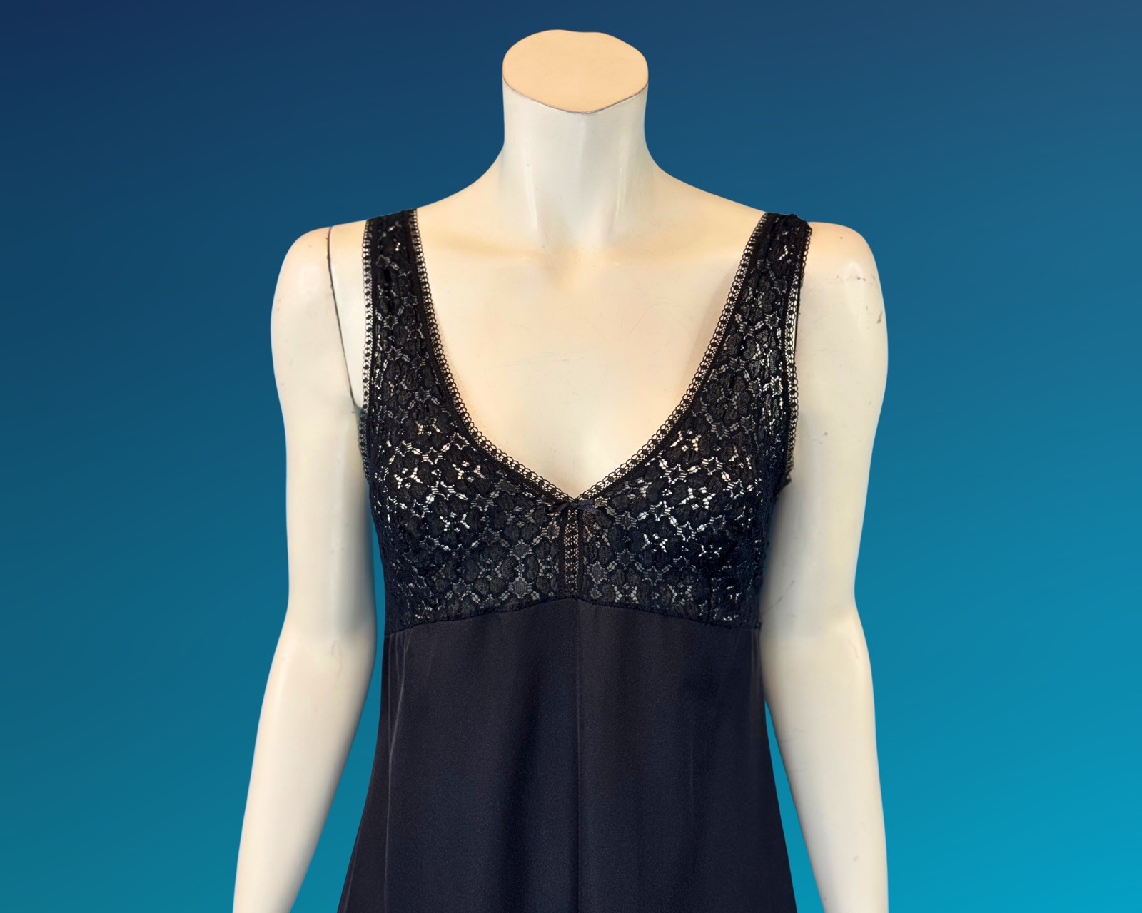 Vintage 60s 70s Black Lace Nylon Full Slip Dress | S M