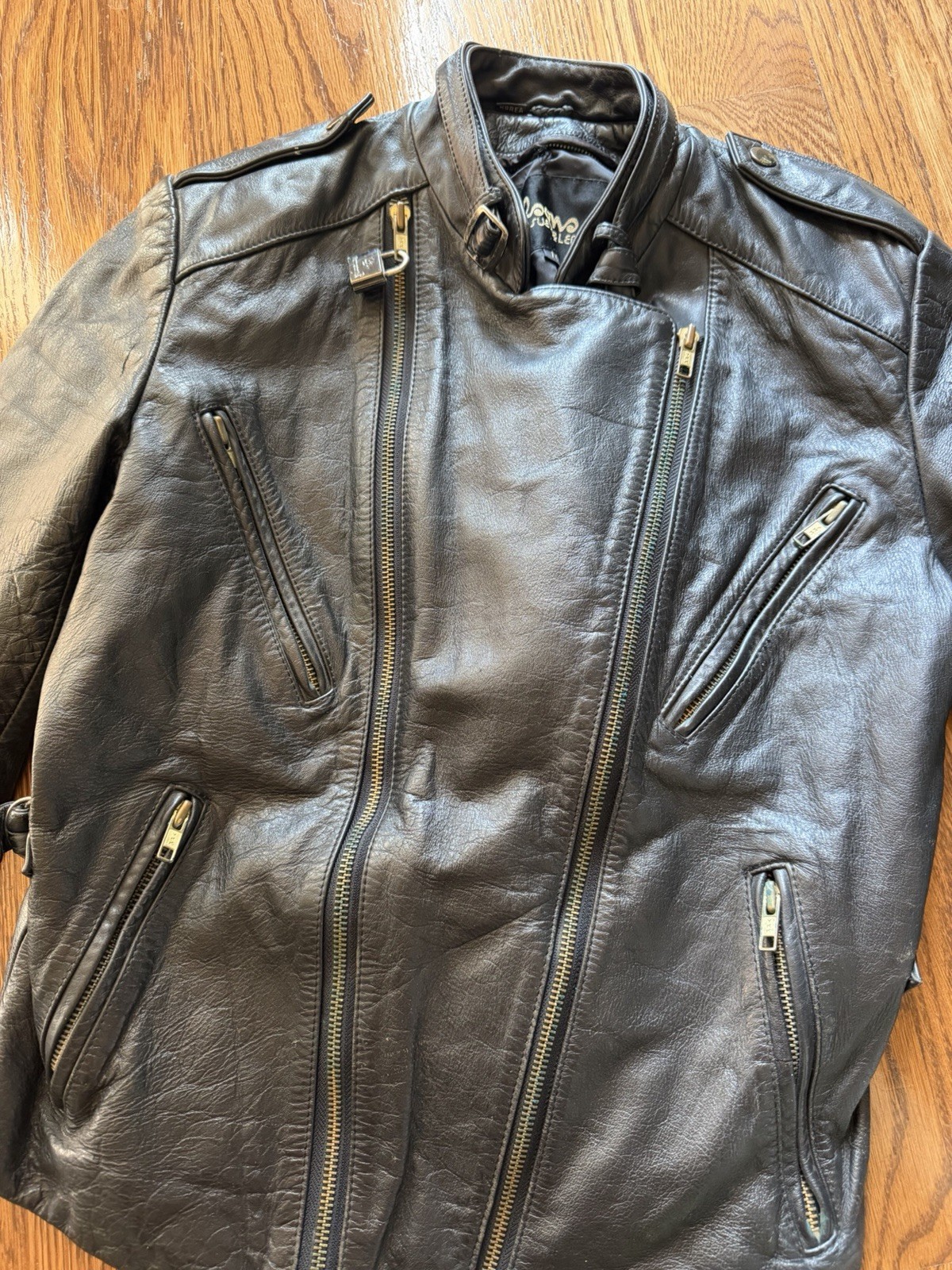 Wilson’s Girls Leather Jacket Size 10. Black – Genuine Leather. Vintage Style
