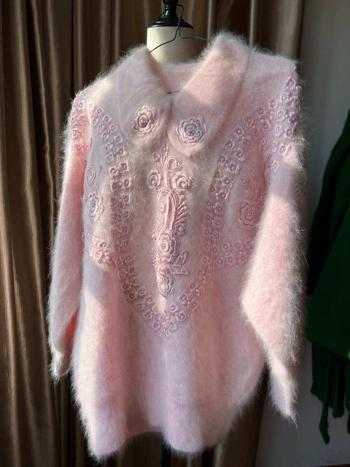 80% Angora Vintage Sweater Blended Jumper Super Soft Fluffy Fuzzy Pullover