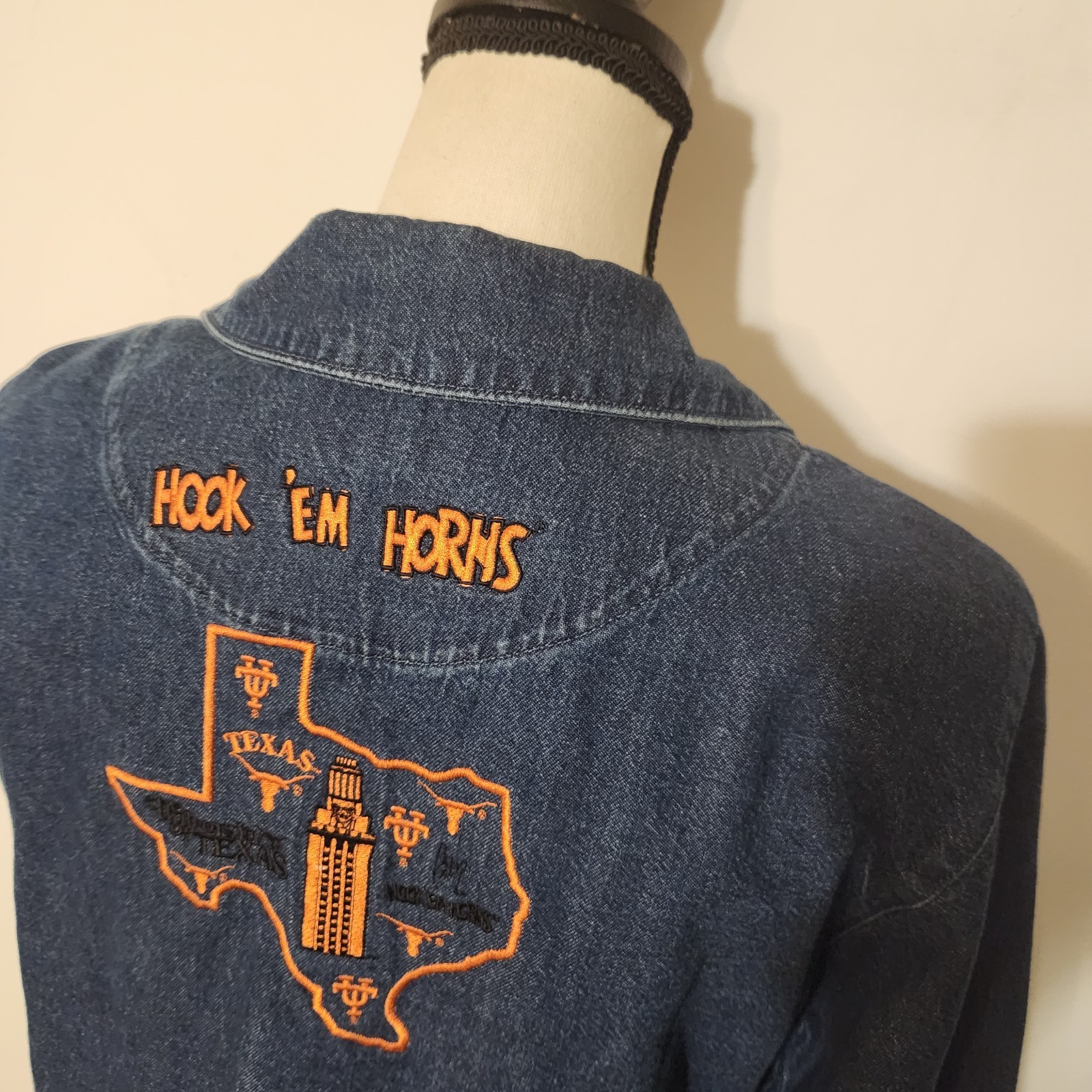 Vintage 90s Gotcha Covered Texas Embroidered Denim Jacket Womens M