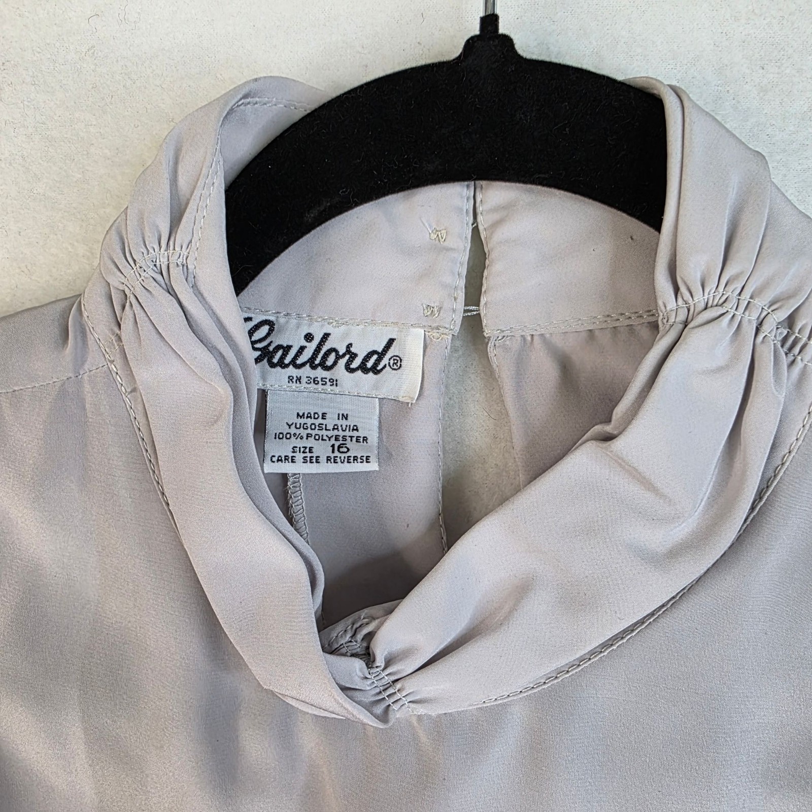 Vintage 80s Gailord Matisse Crepe De Chine Blouse 16 Dove Grey Pleated Feminine