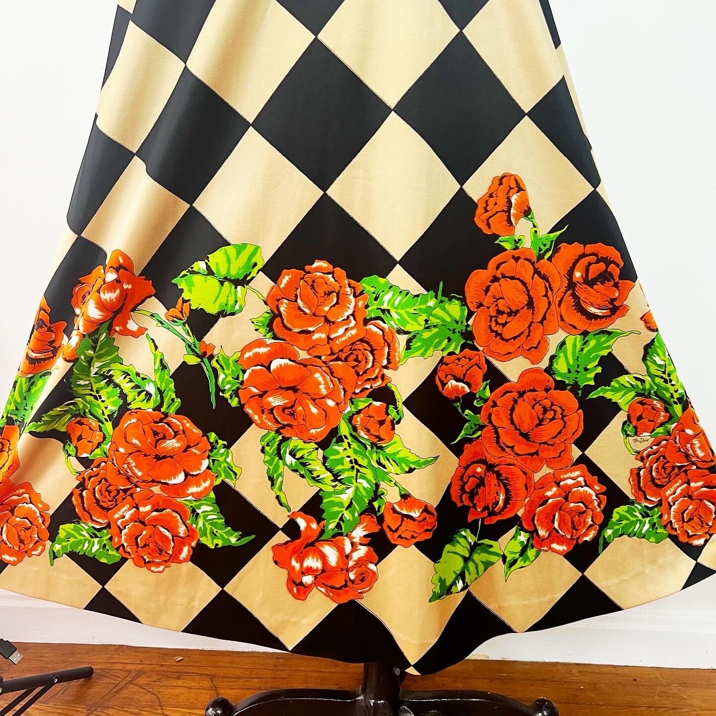 Mr. Dino SIGNED 60’s 60s 70’s 70s Vintage Diamond Rose Print Maxi Skirt 27w S M