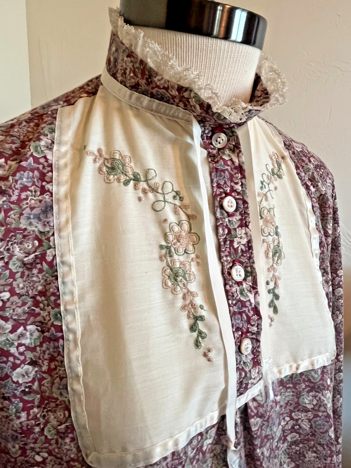 Vtg Funny Girl Blouse Shirt Size 13/14 High Neck Floral Calico Prairie Cottage