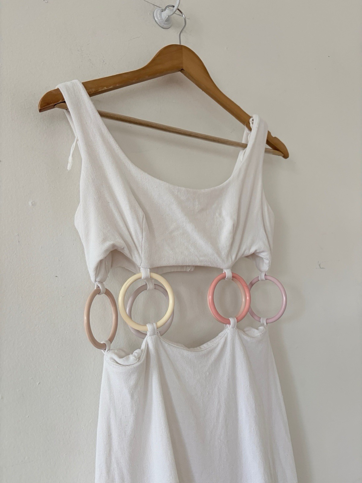 1960s Mod Space Age Linen Cutout Waist A-Line Mini Dress Lucite Rings Go-Go XS