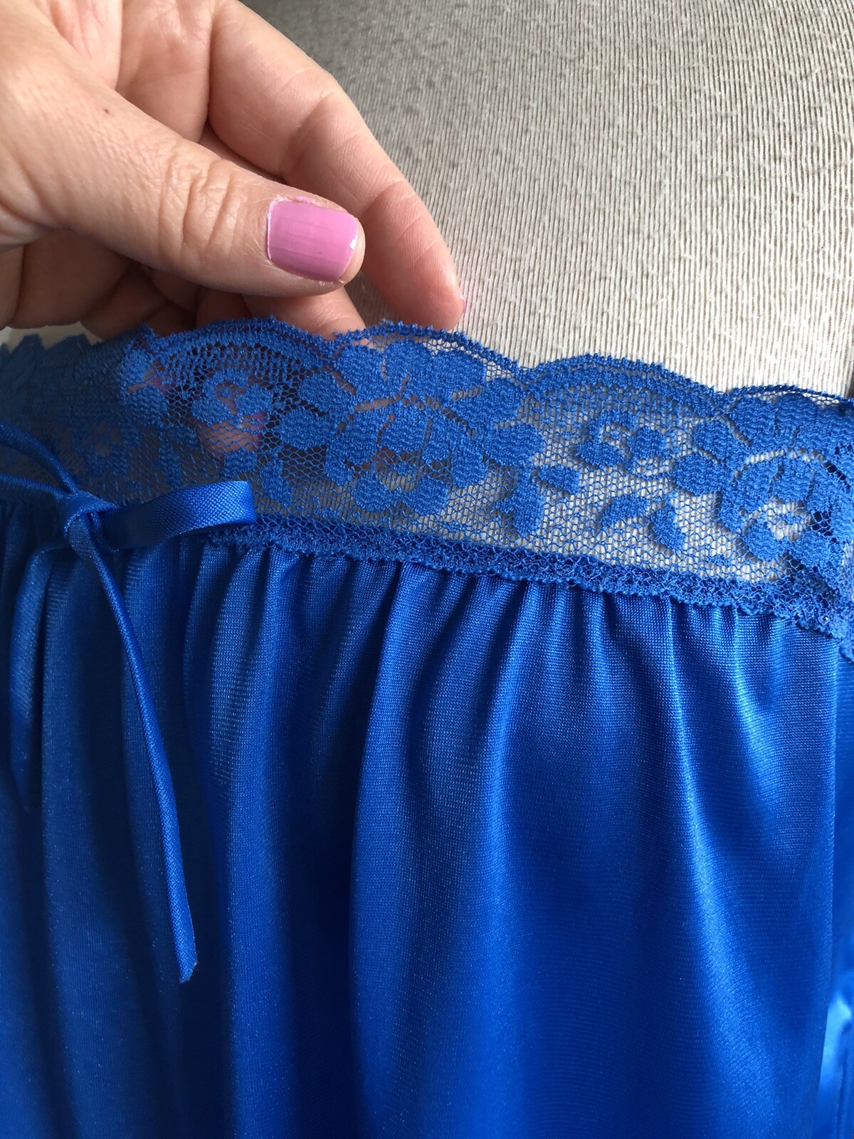 BEAUTIFUL VTG JILL ANDREA Of New York Blue Nylon & Lace Camisole Lingerie Top M