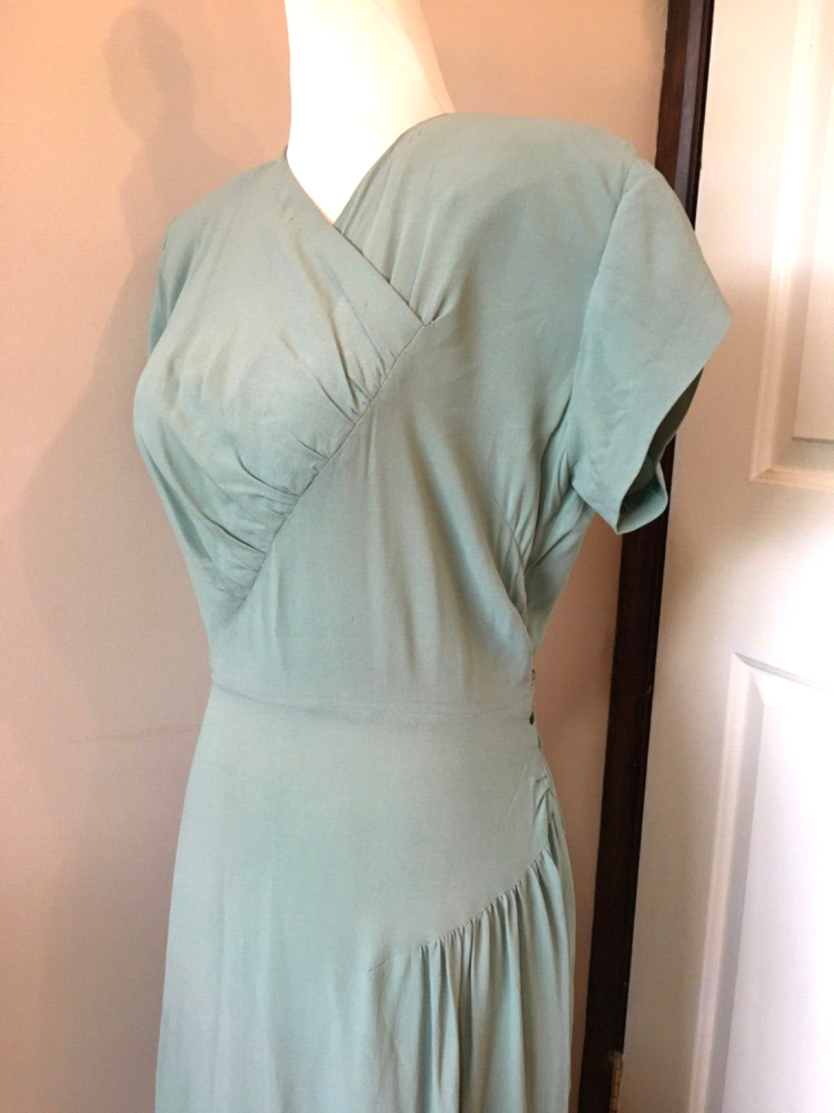 Vintage 1940s Mint Seafoam Green Old Hollywood Glamour Goddess Gown Dress