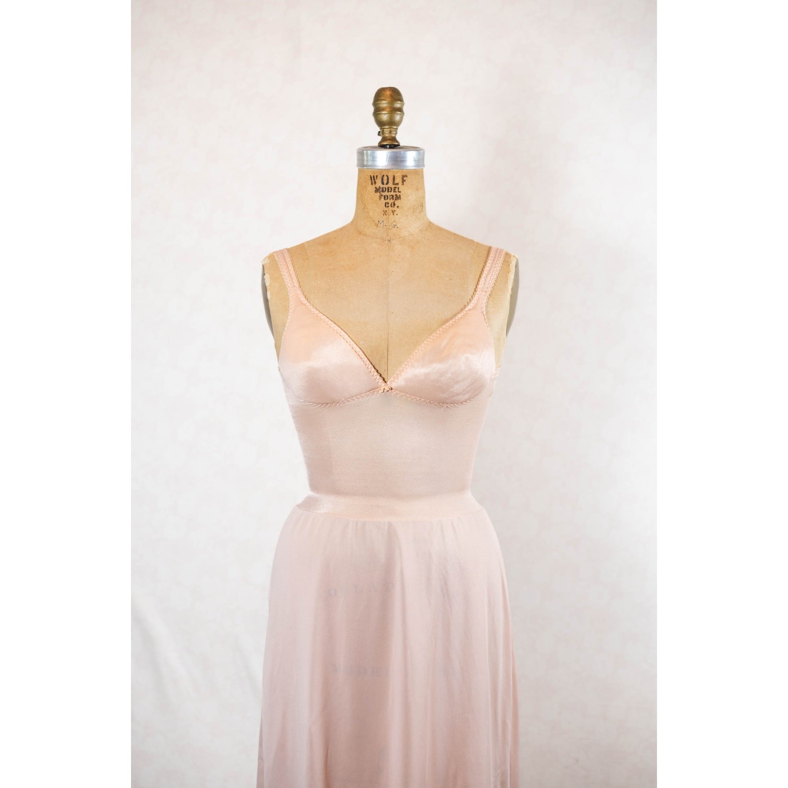 Vintage 70s Olga No Seam Bodysilk Slip Dress, 34A Lingerie Style 395, Blush Nude