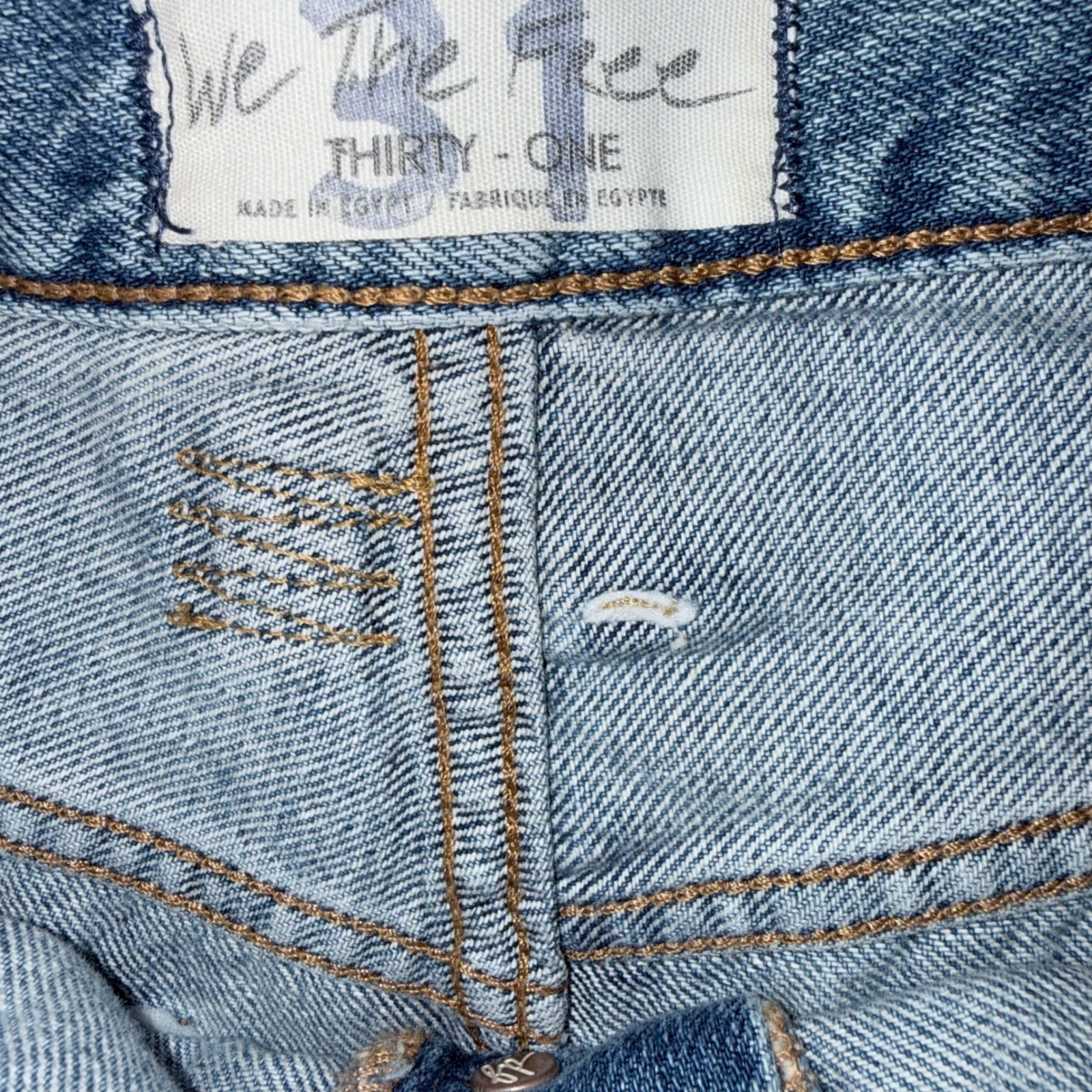 We The Free People Size 31 Blue Distressed Frayed Denim Jean Shorts NWT