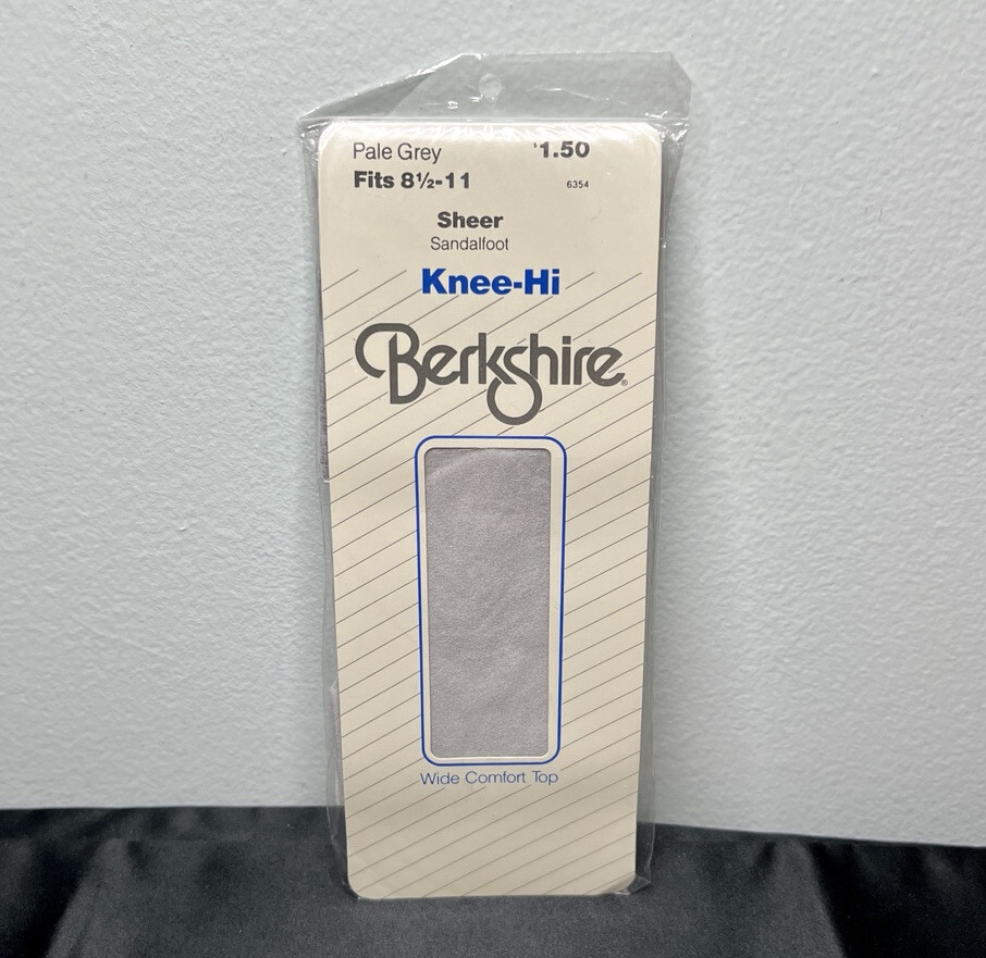 Vtg Berkshire Pale Gray Knee-Hi Sheer Stockings Sandalfoot 1985 Womens Sz 8.5-11