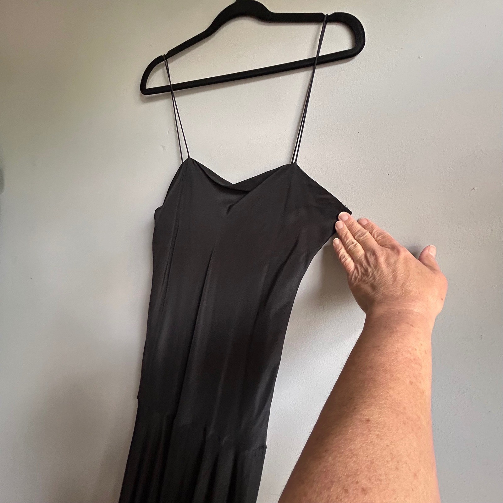 Soo Yung Lee Vintage Black Silk Blend Spaghetti Strap Cowl Midi Dress Size 10