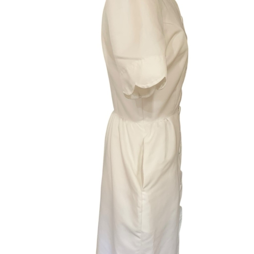 Vintage 90’s Action line white scallop trim button up dress with pockets size 8