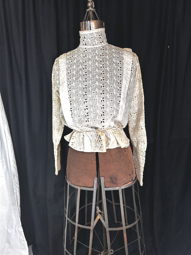 antique blouse white eyelet Victorian Edwardian bust 34 high neck original 1880