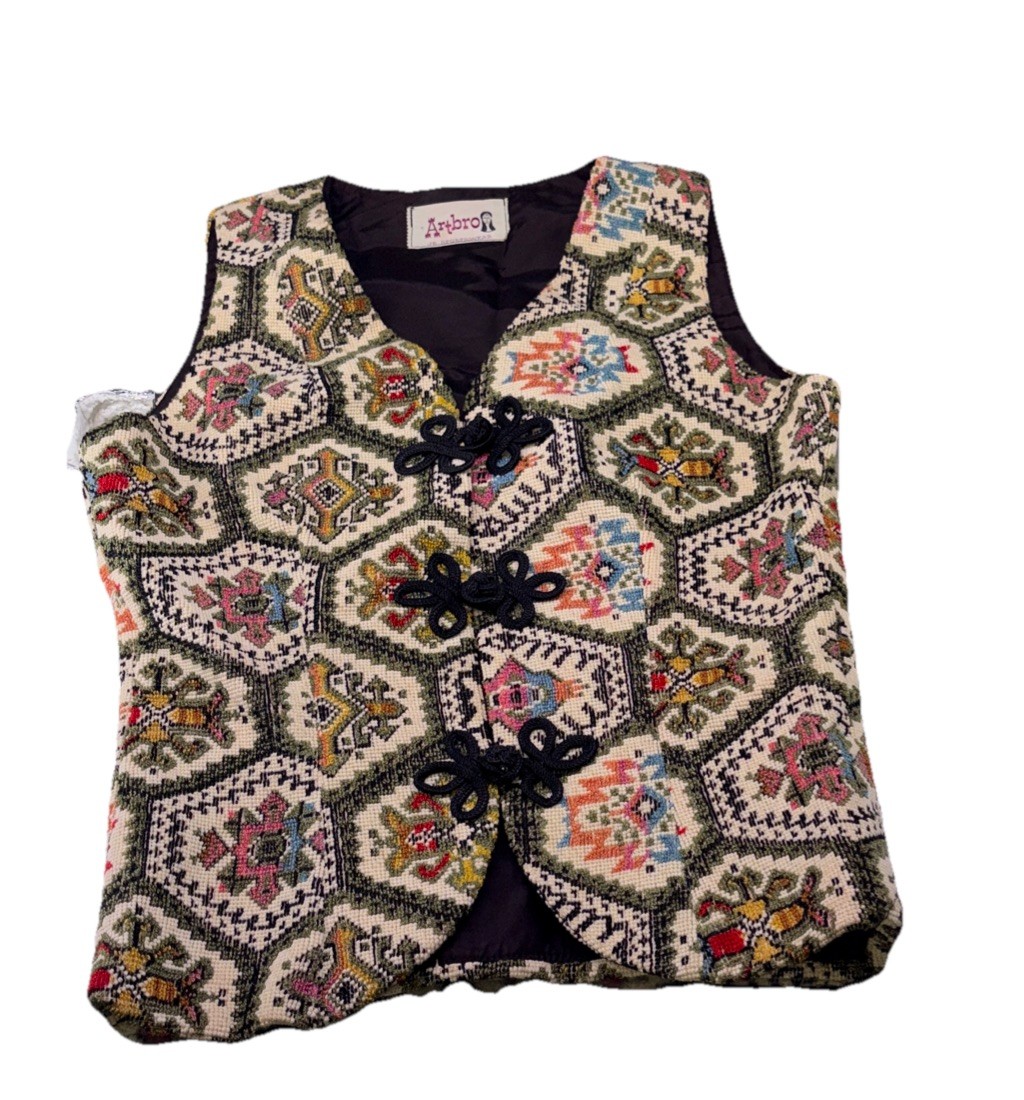 Vtg 1970s Artbro Jr Sportswear Needle Point Like Black Knot Toggle Vest Boho ✌️