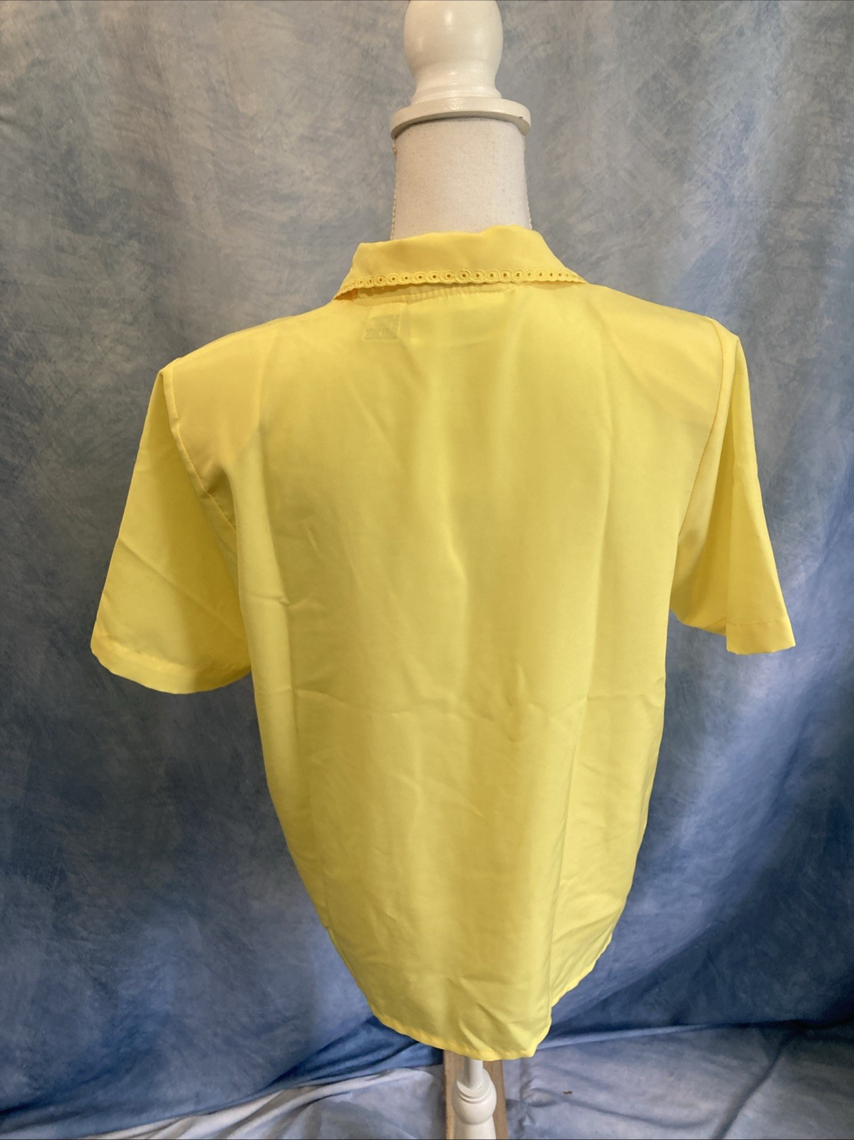 Vtg 1980s Yves Saint Clair Yellow Fabric Button Secretary Cottagecore Top Blouse