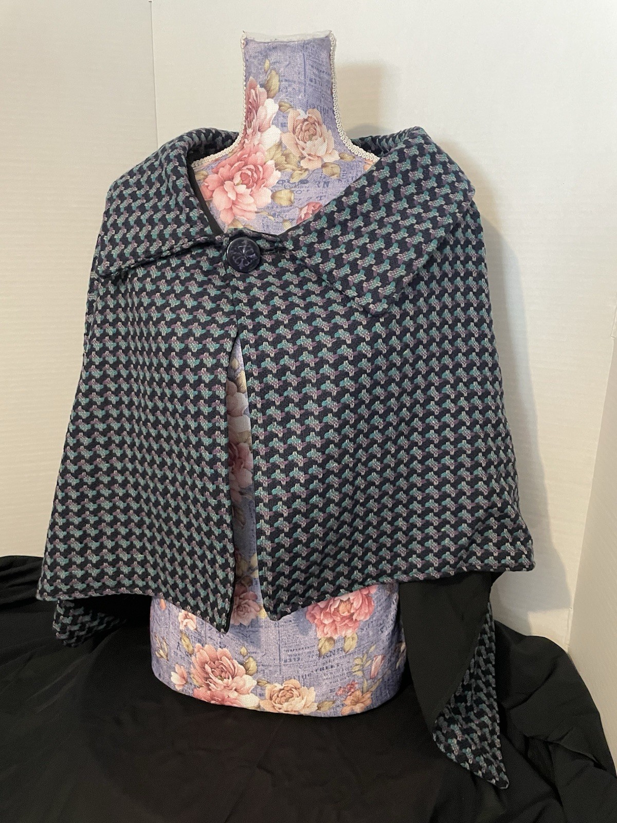 Vintage Women’s Cape One Size (Handmade)see Pictures Details
