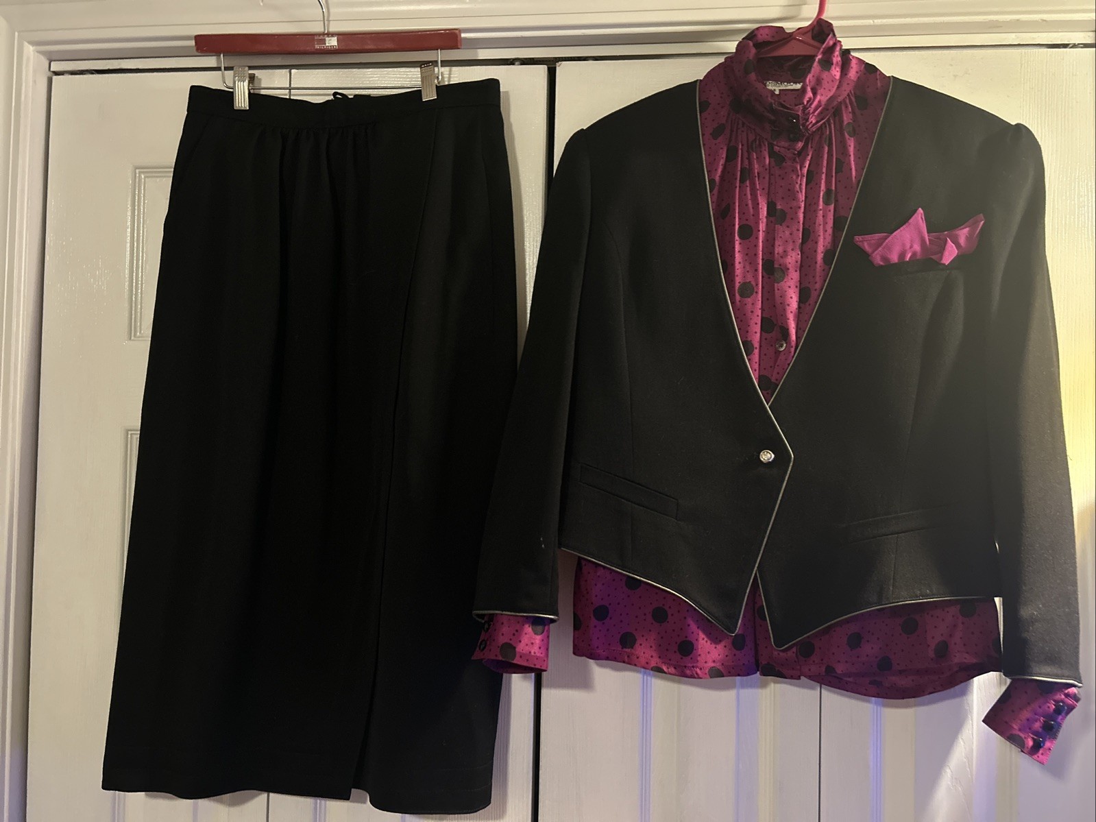 Windsmoor 3pc Skirt Suit Size 14 Wool Cashmere Black Magenta Polka Dot Vintage