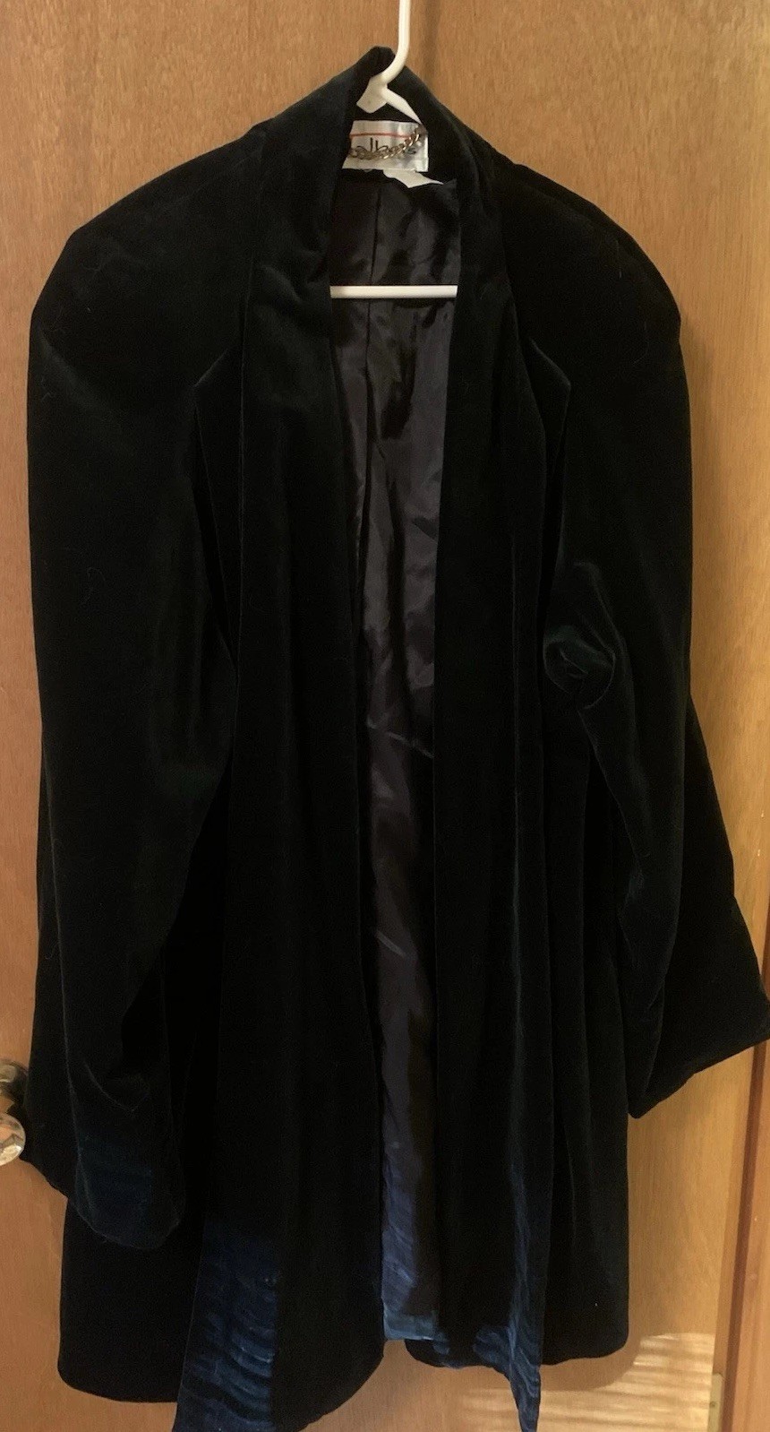 VTG Talbots Large DeBall Black Velvet Opera Coat Open Satin Lined SZ L/XL