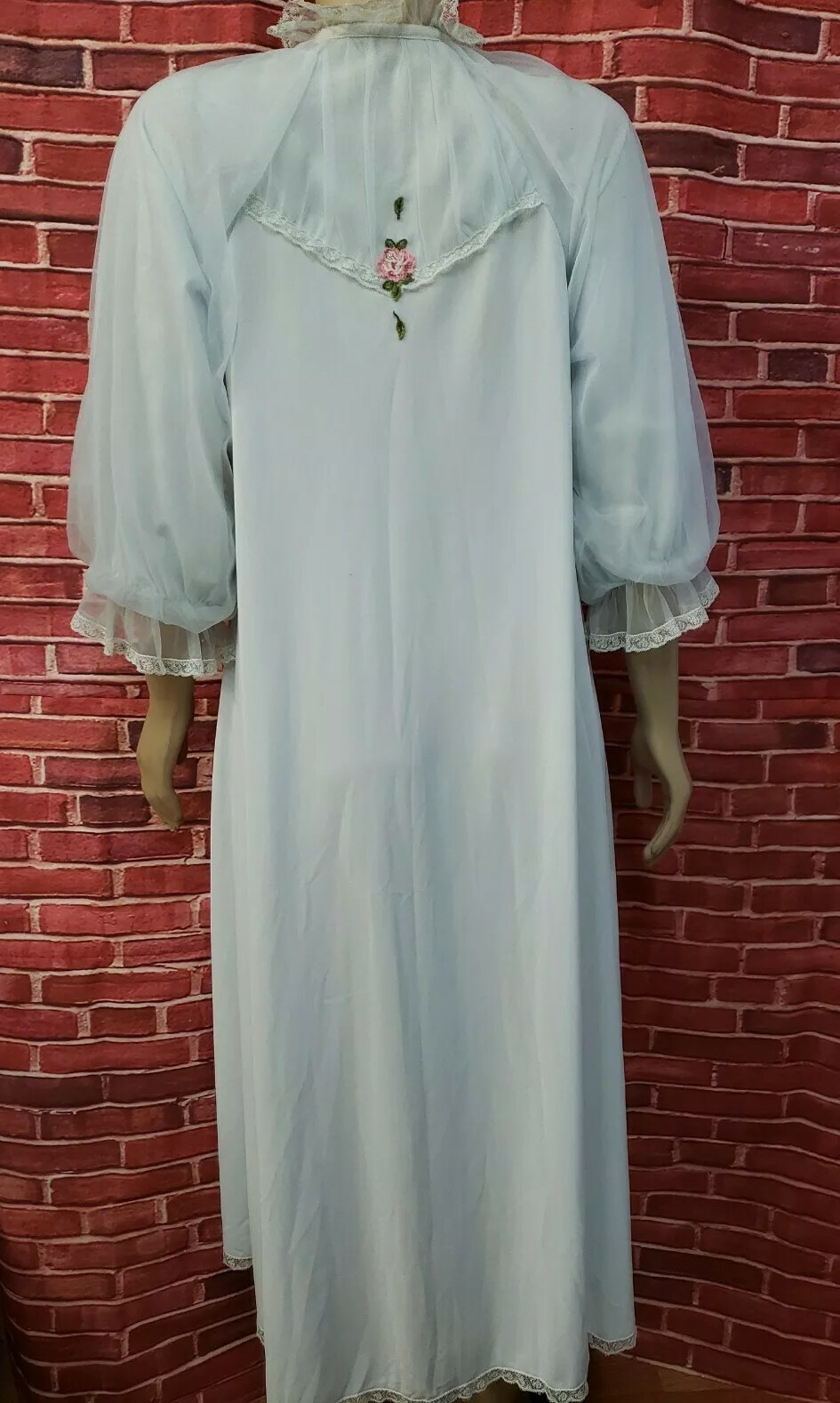 Vintage Laros Size Small Women’s Nightgown Slip Romantic Robe Blue Nylon Lace #