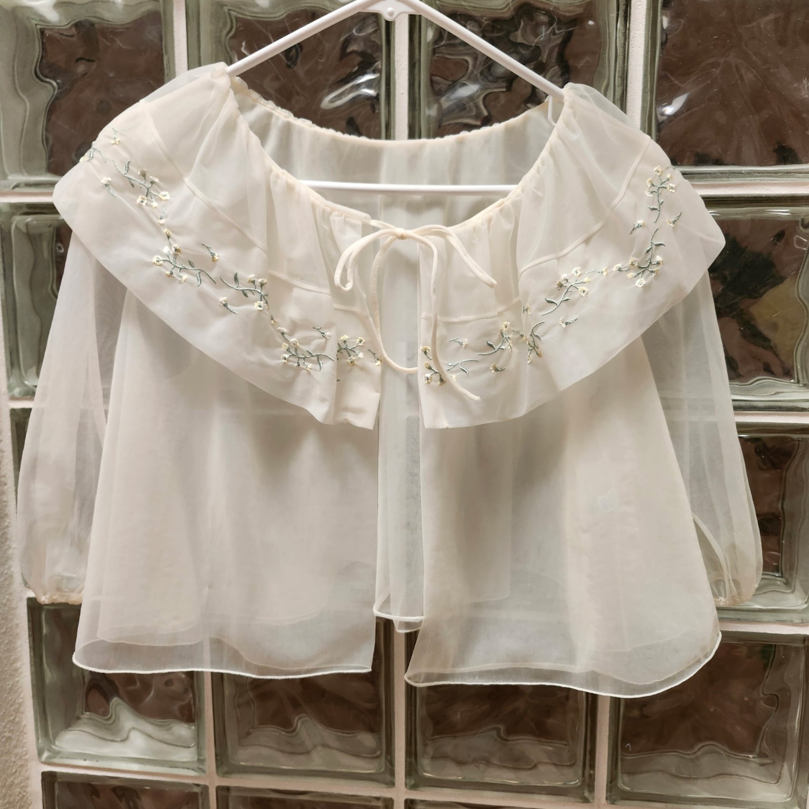 Vintage Vanity Fair Lingerie Bed Jacket Babydoll MED Shrug Embroidered USA