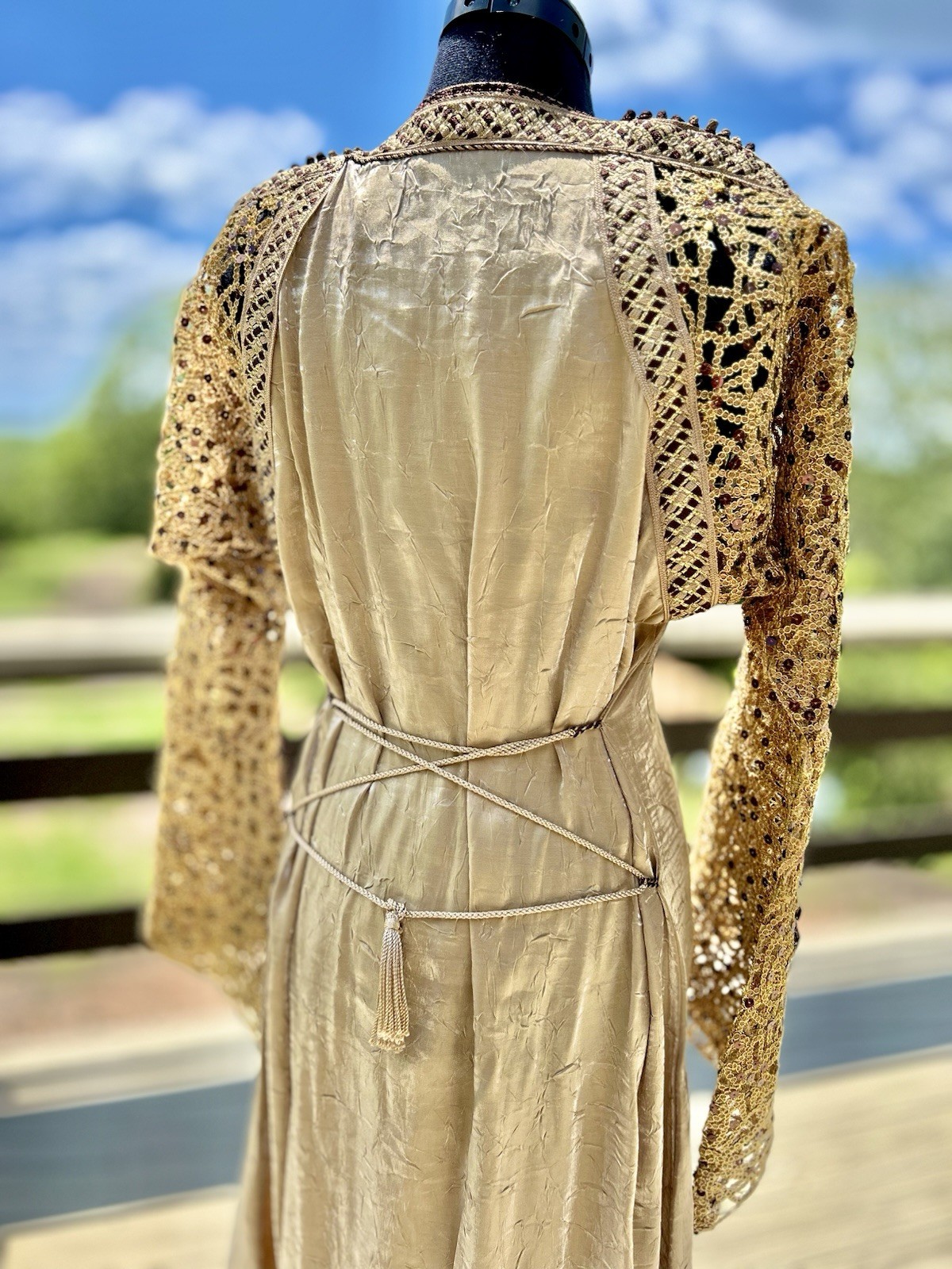 Vtg Moroccan Crepe Silk Kaftan Dress Large Gold Embroidery Sequins Handmade