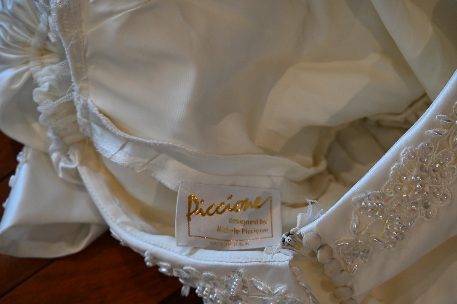 Vintage 80’s Piccione Wedding Dress Puff Sleeves Princess Gown XS Ivory