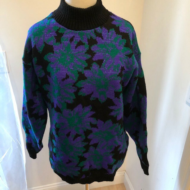 Vintage Sweater Women’s Size M? Multi Color Floral Warm USA Spunky 80’s