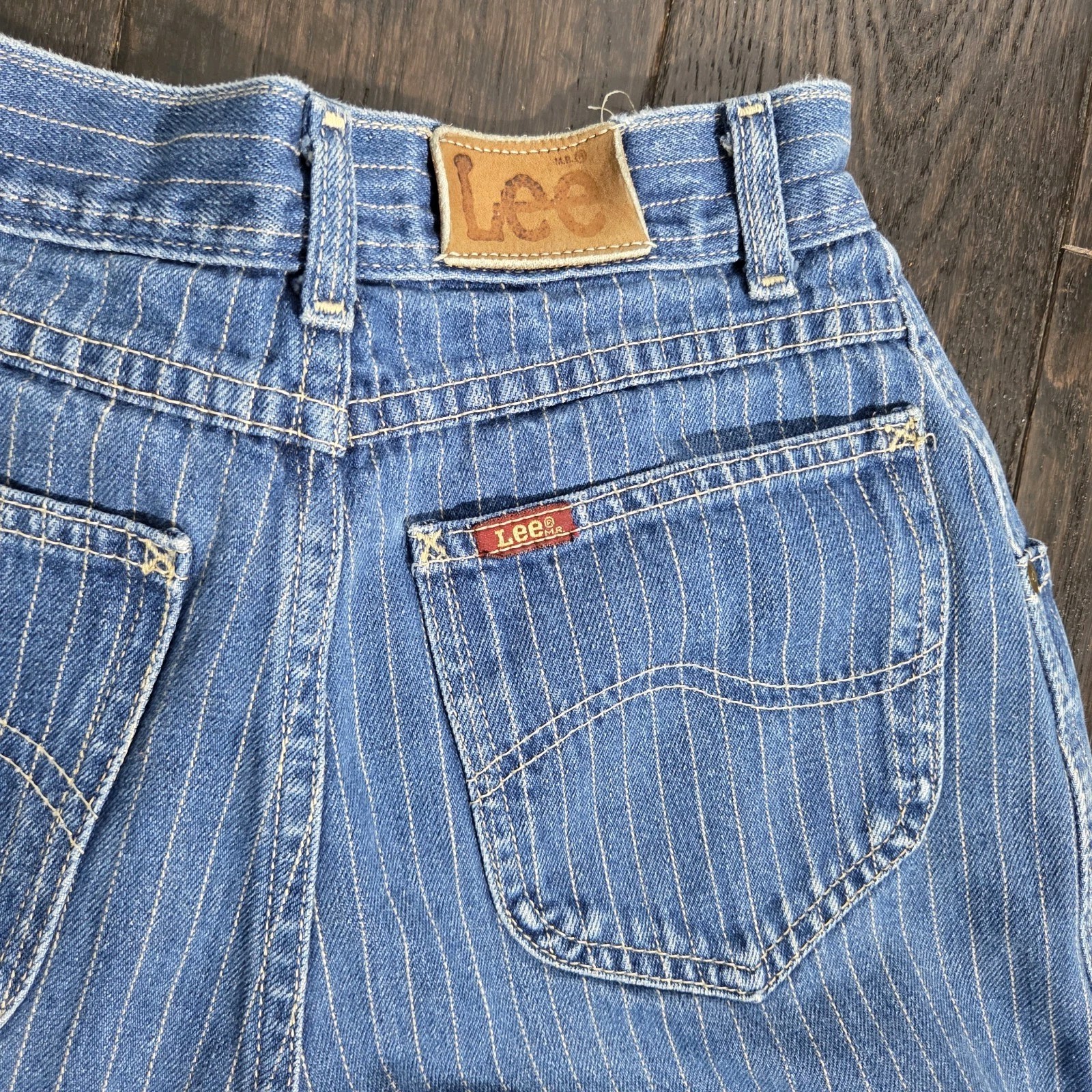 Vtg 80s Lee Size 5 Subtle Striped Pleated High Waist Mom Jeans Denim Union USA