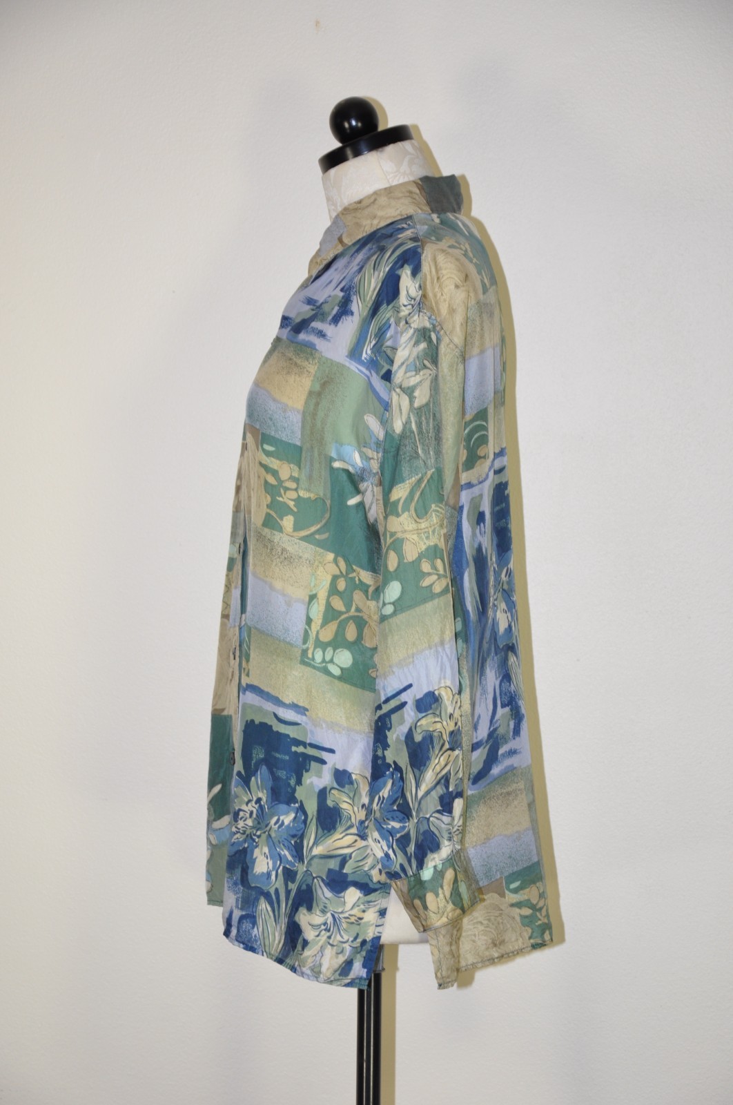 90s Vintage Green Silk Botanical Floral Print Oversized Shirt Blouse Top Women M
