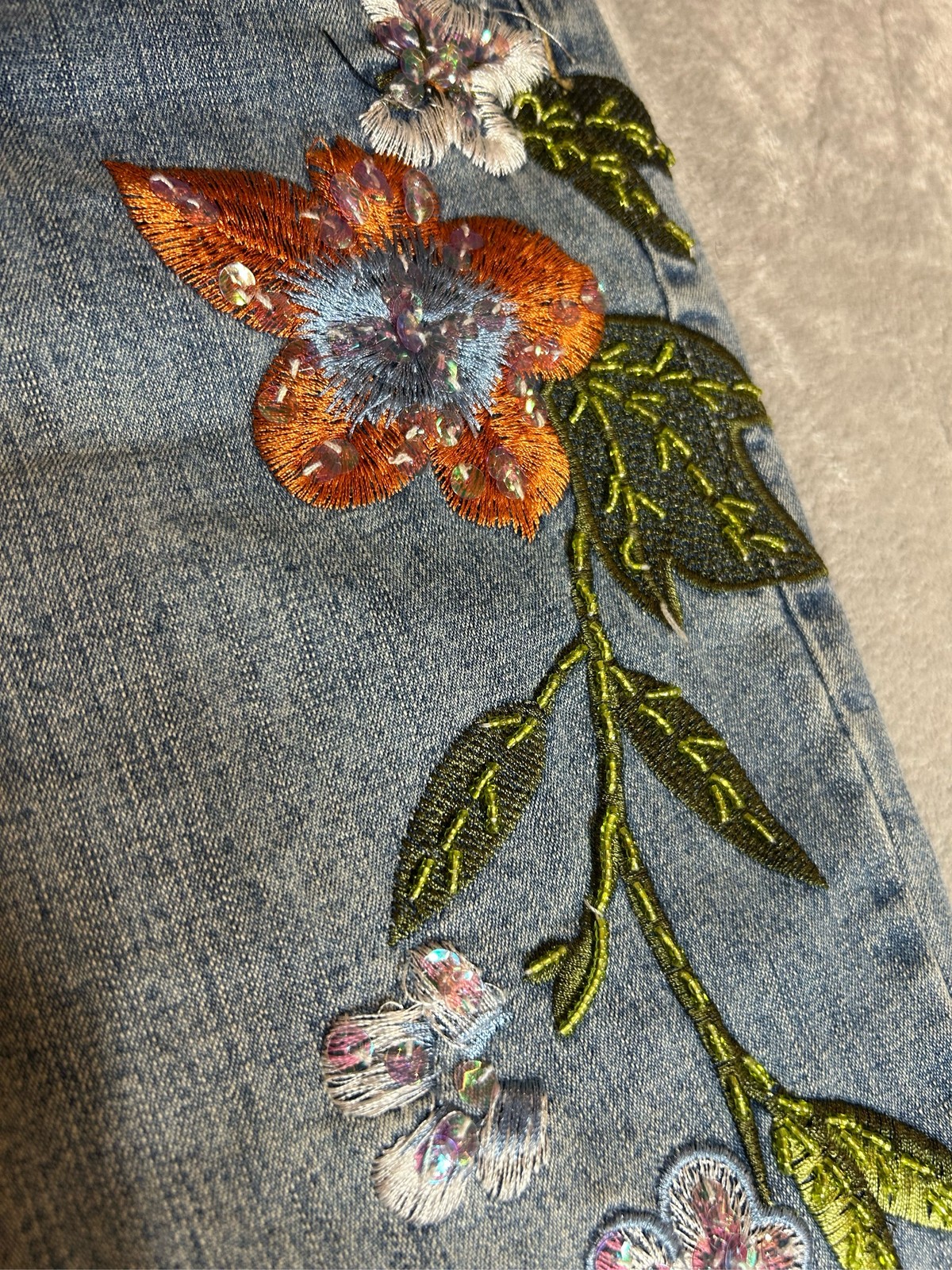 JouJou Y2K Jeans Women Floral Embroidered Sequin Flared Sz 9/10 RARE FIND!! ✨
