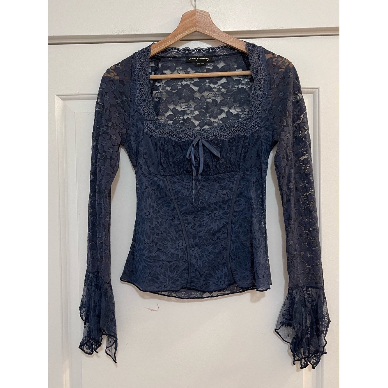 Ann Ferriday Vintage Lace Bell Sleeved Top