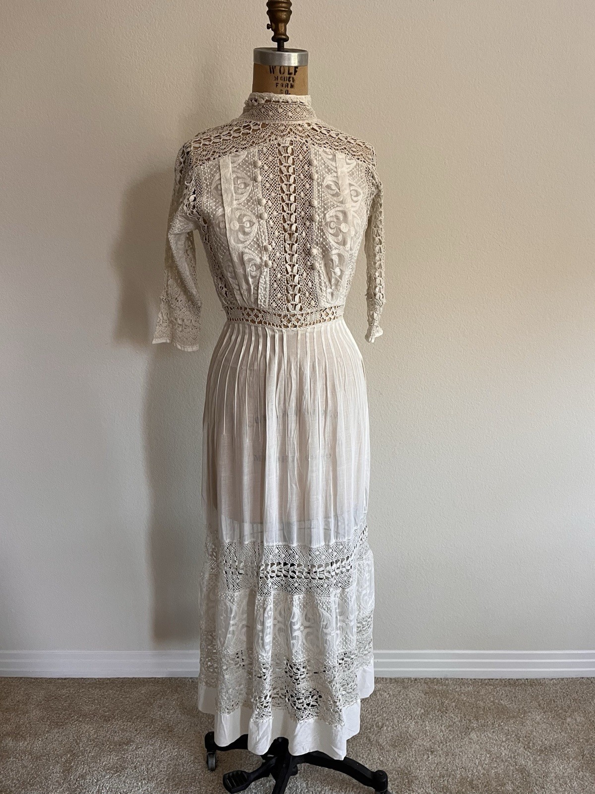 Antique Edwardian White Cotton Lawn Dress Tea Gown Wedding Dress A+ Cond XXS