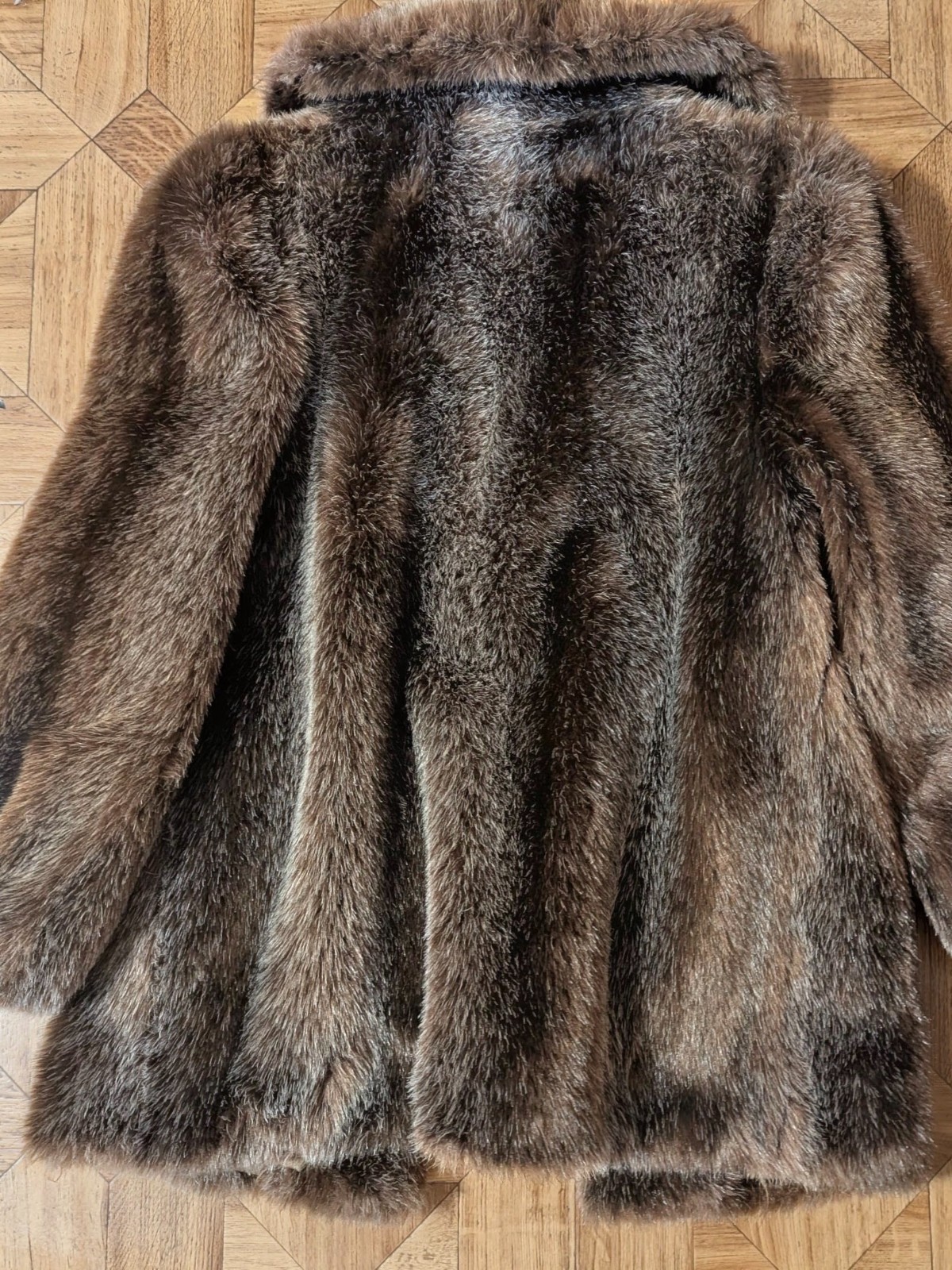 Vintage Faux Fur Shawl Collar Style Coat with Luxuriously Soft Multi-Tone Browns