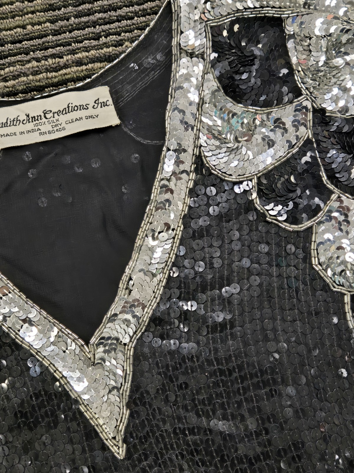 VTG 80’s Sequin Top Judith Ann Creations Black/Silver Art Deco 100% Silk