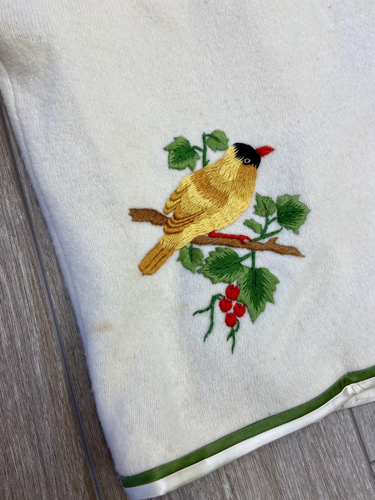 Vintage 1950s Embroidered Bird Novelty Cashmere Sweater Parrot Cardinal Sparrow