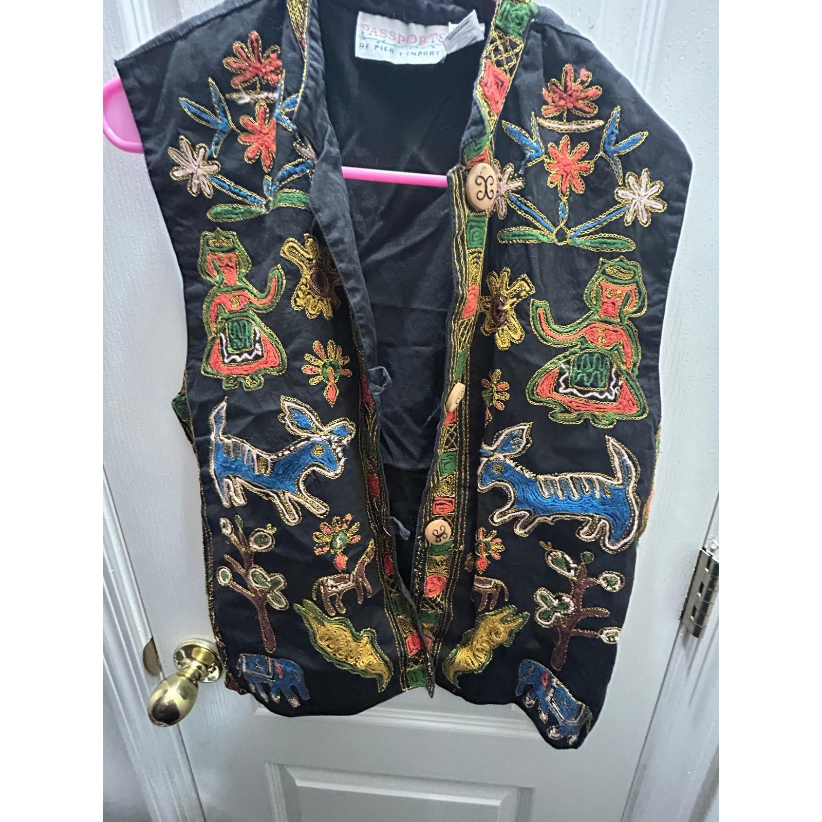Vintage Embroidered Folk Art Vest Medium Boho India Animal Floral Festival