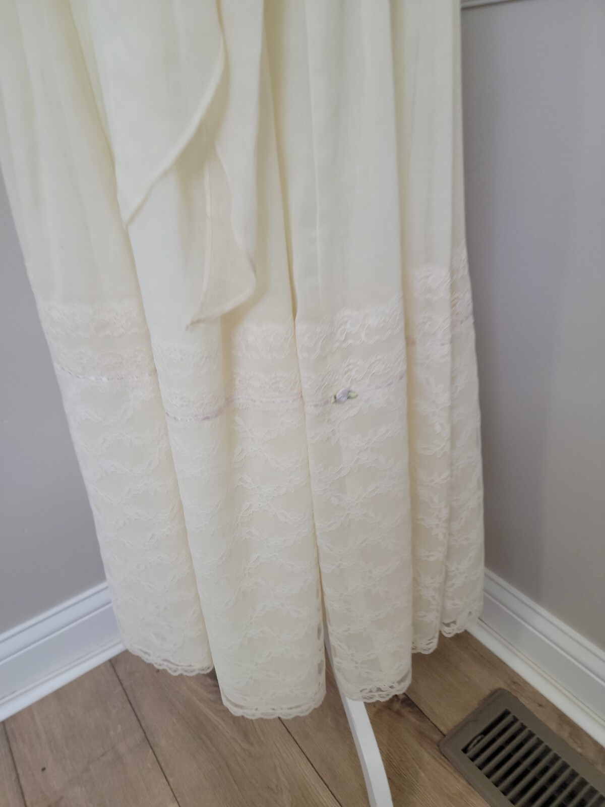 VTG70’s Candi Jones Ivory Ruffle Lace Dress/Prairie/Hippie/Wedding Beach Dress
