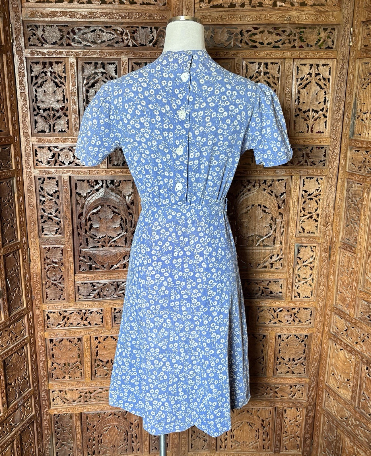 Vintage 40s 50s Blue Day Dress Calico White Floral Print Size M
