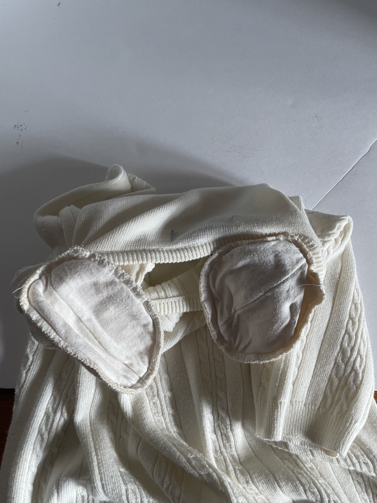 Vintage Yarnworks Sweater Med Cable Knit Shoulder Pads Short Sleeves Cream*