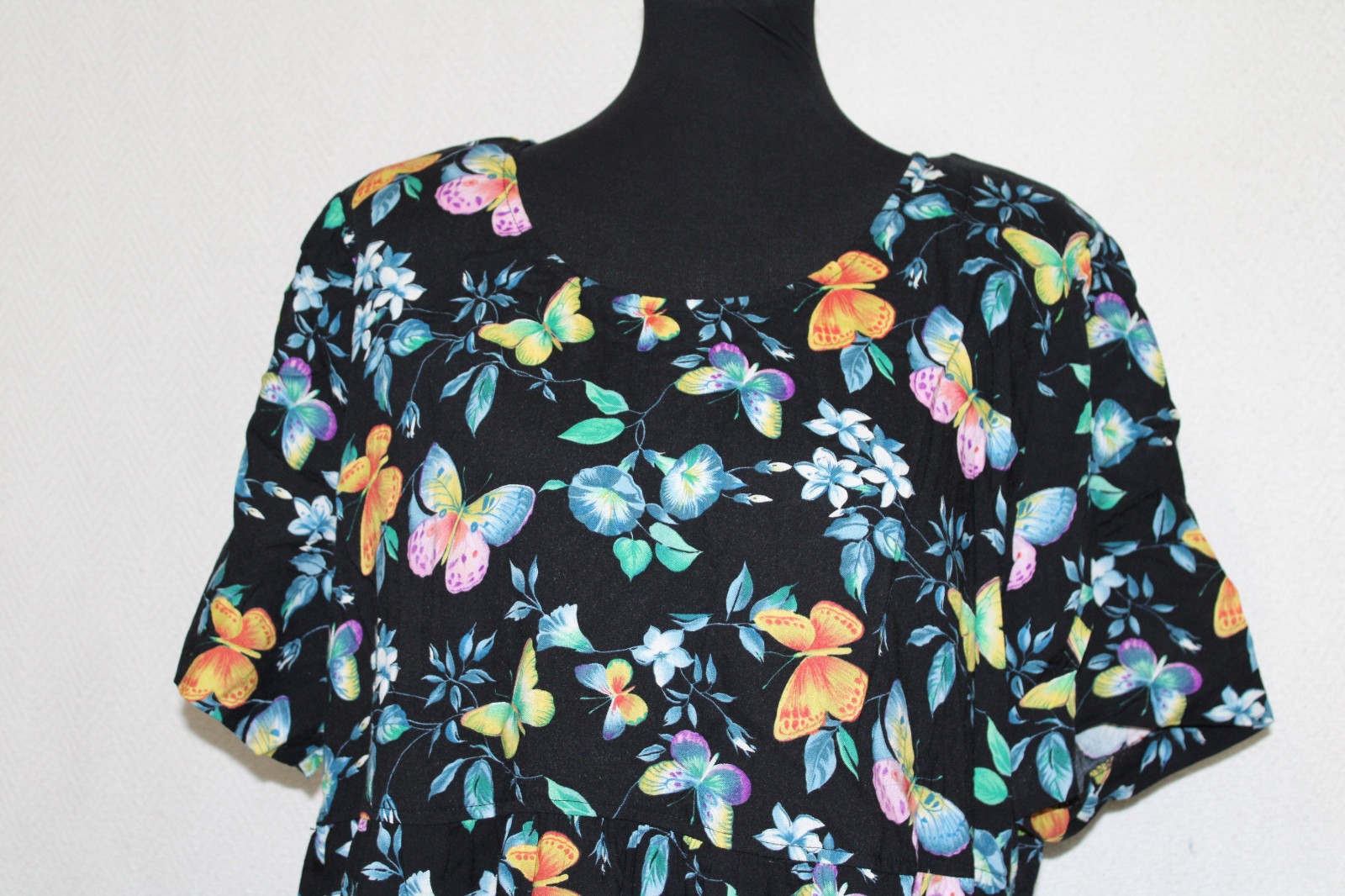 Vtg More Jazz Sz 2X Black Floral & Butterflies Shift Dress Rayon