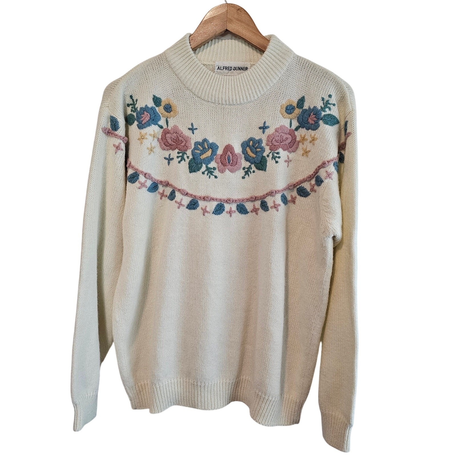 Vintage Alfred Dunner 90s Sweater Womens Large White Embroidered Floral Cottage