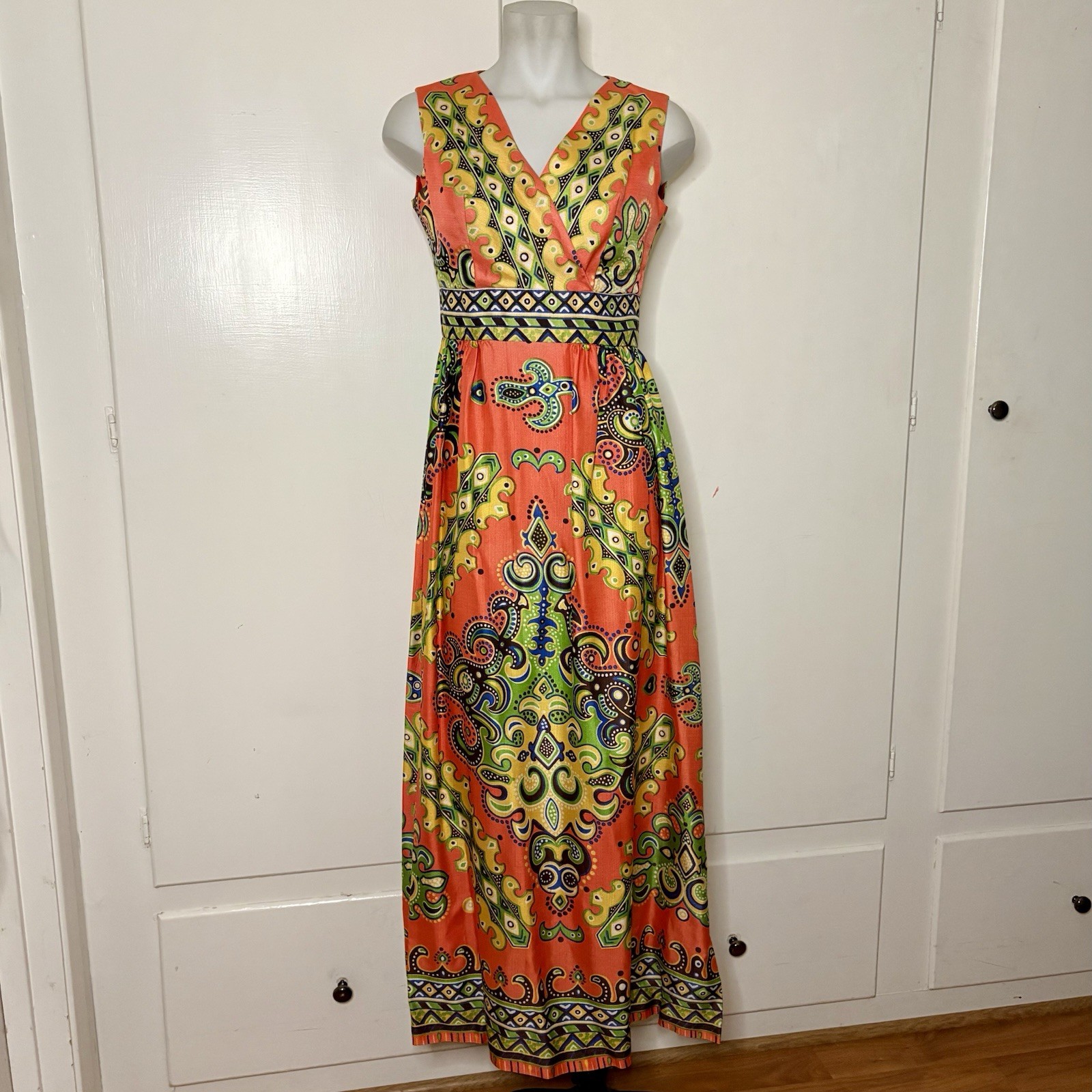 Vintage 60s/70s Orange Green Yellow Tropical Psychedelic V Neck Maxi Dress