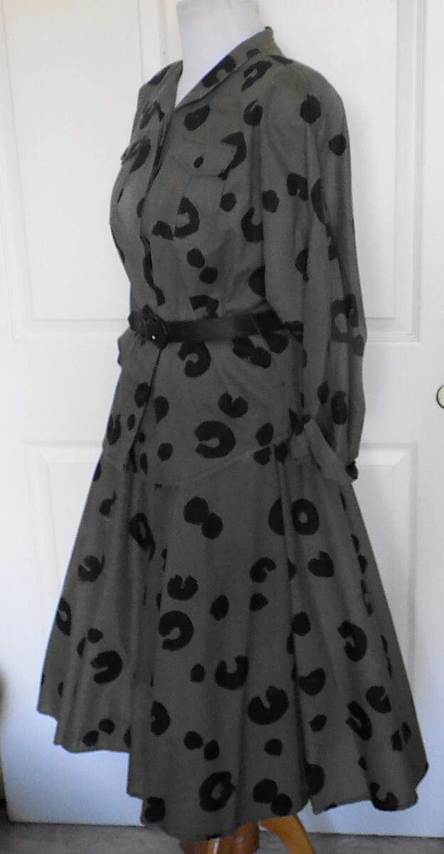 Vintage 80s Army Green Black Print Blouse Circle Skirt N.R. 1 by Ned Gould 12